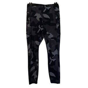 Athleta Ultimate‎ Camo Tight Leggings Size Small Athleisure Running Jogging Gym